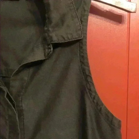 Athleta Tencel button down tank - Picture 8 of 9